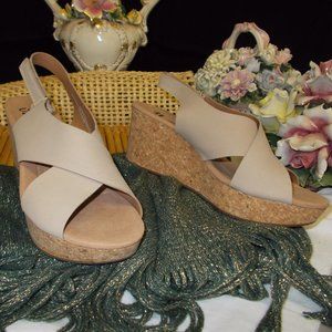 CLARKS Annadel Eirwyn sand nubuck wedge sandal